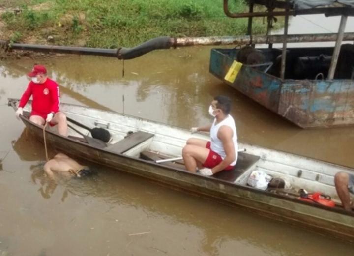 Corpo é encontrado boiando em rio Valle Notícias