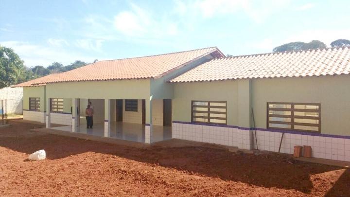 Prefeitura de Ceres inaugura a primeira escola em uma ...